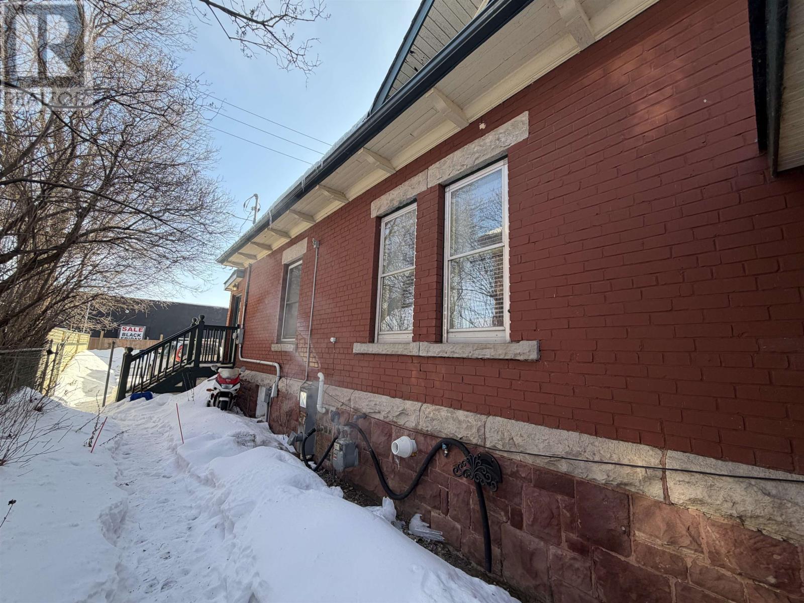 308 Archibald, Thunder Bay, Ontario  P7E 1G7 - Photo 6 - TB2600255