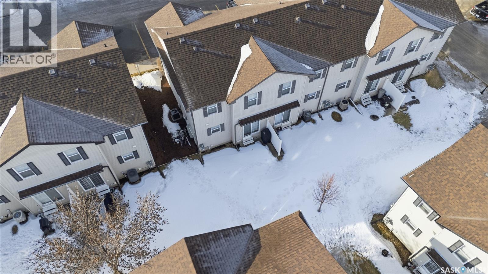 32 135 Pawlychenko Lane, Saskatoon, Saskatchewan  S7V 1K2 - Photo 2 - SK030849