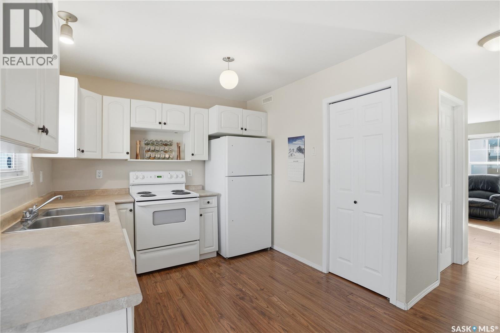 32 135 Pawlychenko Lane, Saskatoon, Saskatchewan  S7V 1K2 - Photo 7 - SK030849