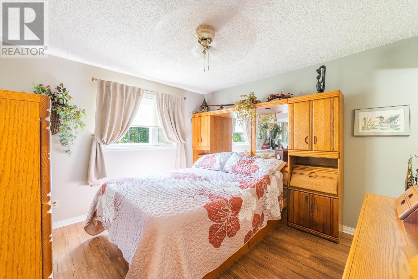 164 Winnipeg Ave, Minaki, Ontario  P0X 1J0 - Photo 17 - TB252887