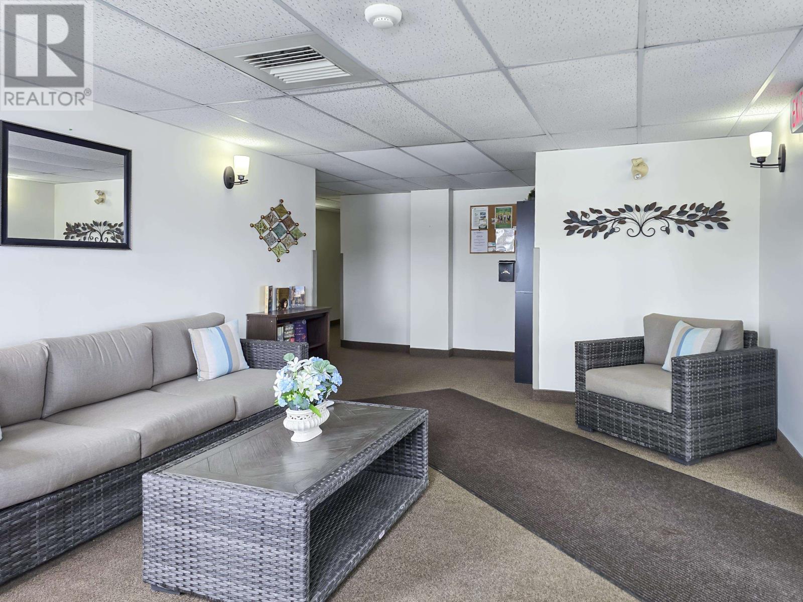 #304 1703 Victoria Ave, Thunder Bay, Ontario  P7C 1C8 - Photo 4 - TB2600486