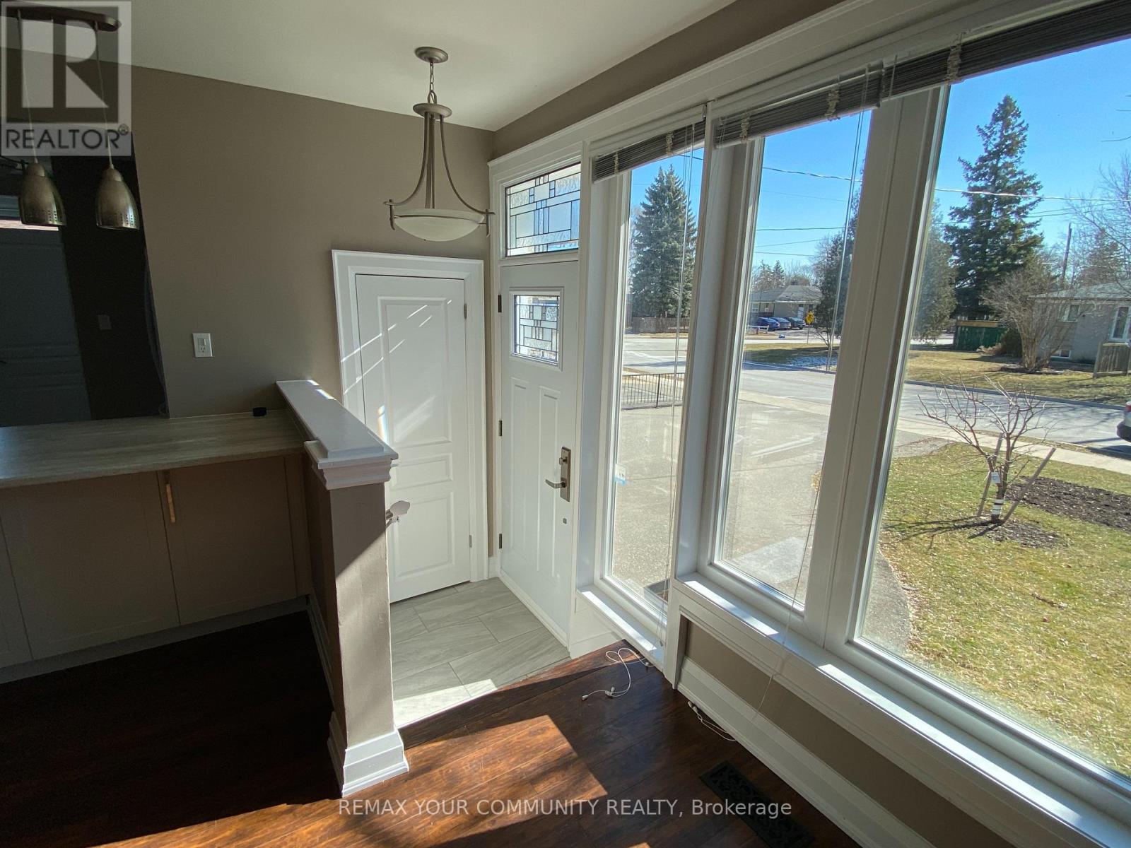 Main - 253 Alsace Road, Richmond Hill, Ontario  L4C 2W9 - Photo 8 - N12894600