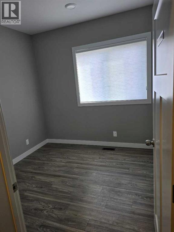 201, 110 Pelican Place, Sylvan Lake, Alberta  T4S 1K2 - Photo 6 - A2261720