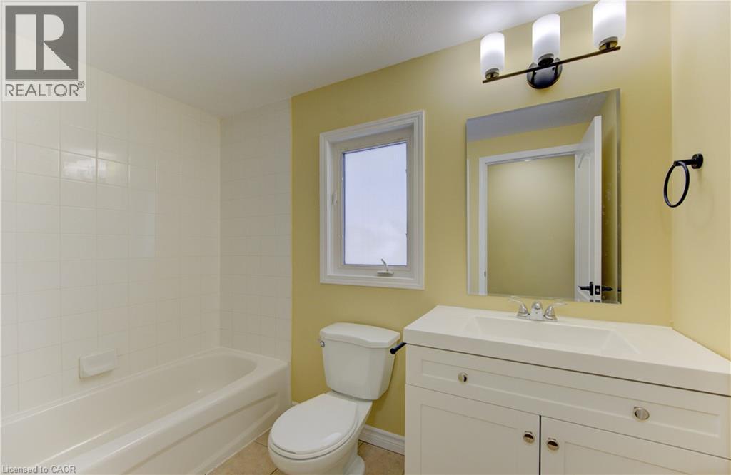40 Red Clover Crescent, Kitchener, Ontario  N2E 4G8 - Photo 33 - 40805731