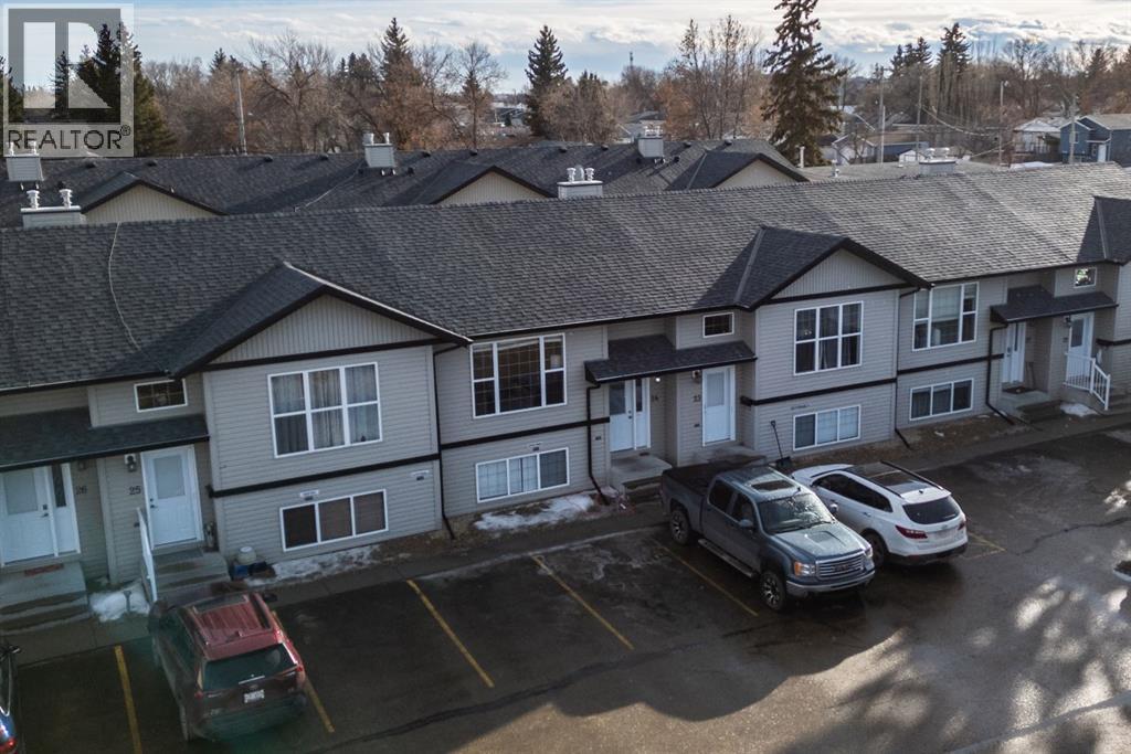 24, 5302 47 Street, camrose, Alberta