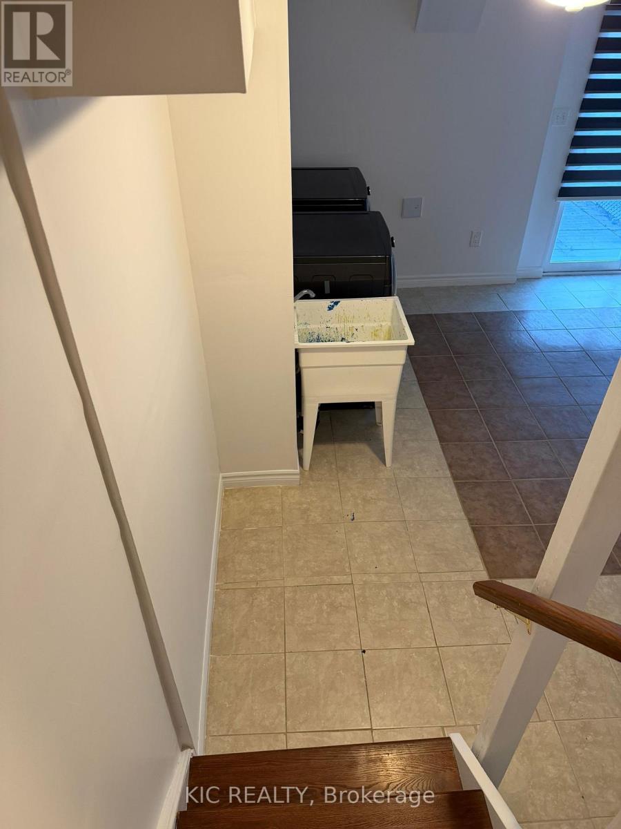 8 Ventura Lane, Ajax (Central), Ontario  L1T 0C4 - Photo 24 - E12821574