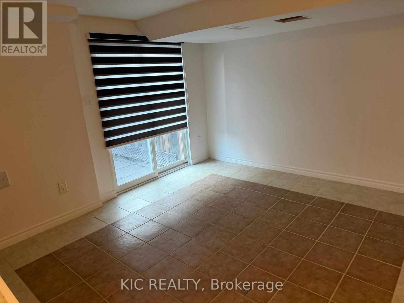 8 Ventura Lane, Ajax (Central), Ontario  L1T 0C4 - Photo 25 - E12821574