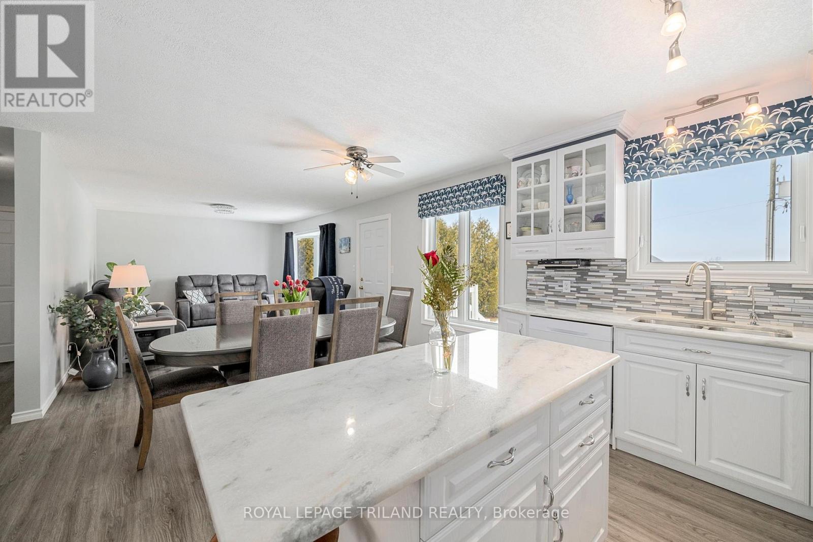 88650 Hilltop Lane, Malahide, Ontario  N5H 0B1 - Photo 18 - X12809670