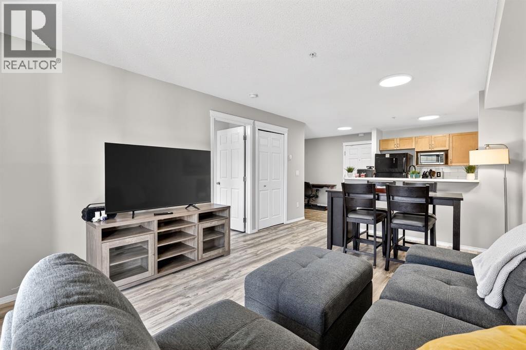 8206, 70 Panamount Drive Nw, Calgary, Alberta  T3K 5Z1 - Photo 6 - A2295040