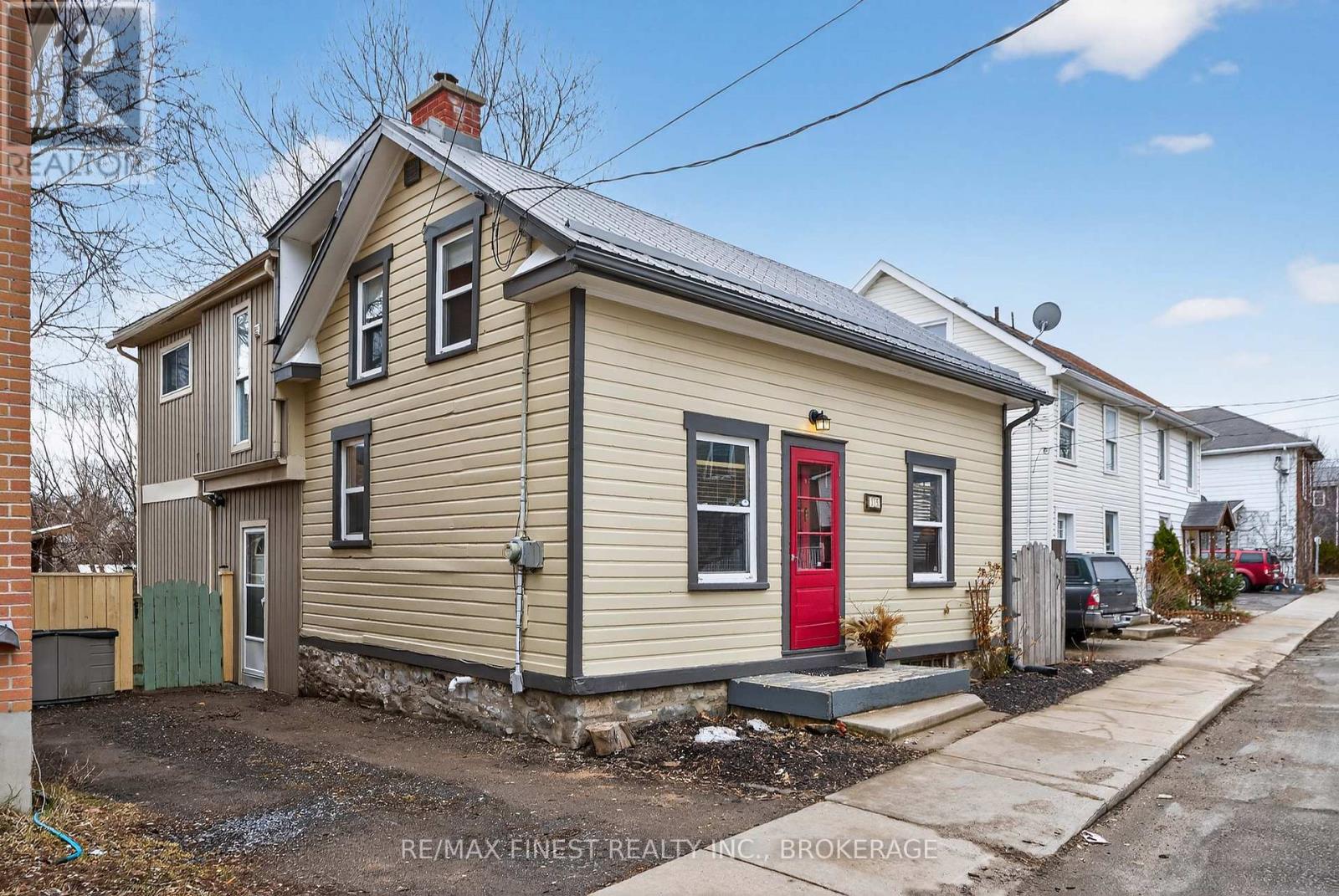 15 Cherry Street, Kingston, Ontario  K7K 3W2 - Photo 3 - X12902544