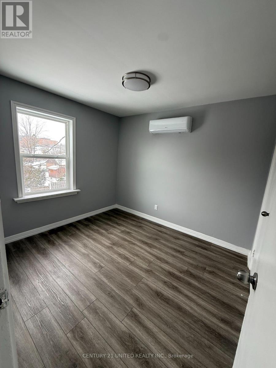 B - 1253 Clonsilla Avenue, Peterborough, Ontario  K9J 5Z1 - Photo 11 - X12902592