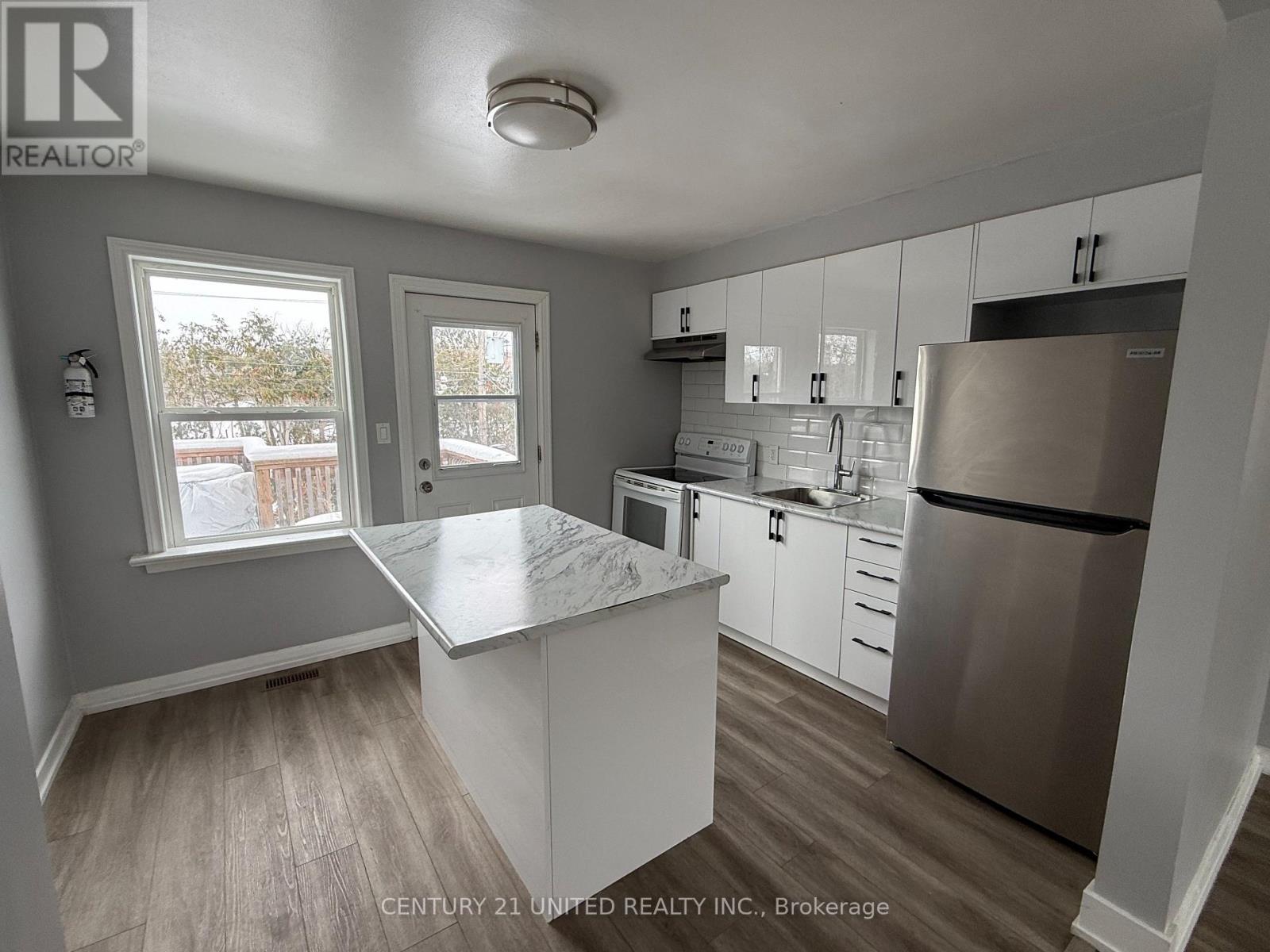 B - 1253 Clonsilla Avenue, Peterborough, Ontario  K9J 5Z1 - Photo 4 - X12902592