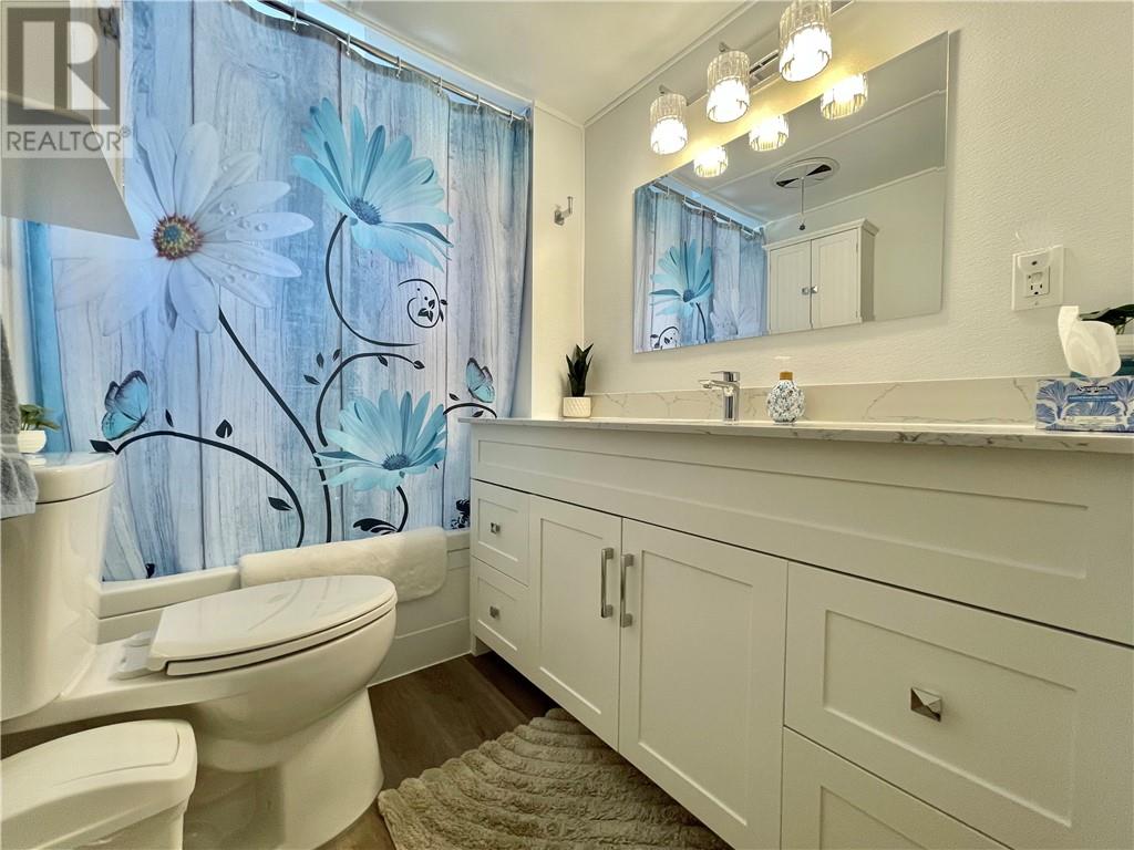 36 Beverly Street, Wahnapitae, Ontario  P0M 3C0 - Photo 16 - 2126852