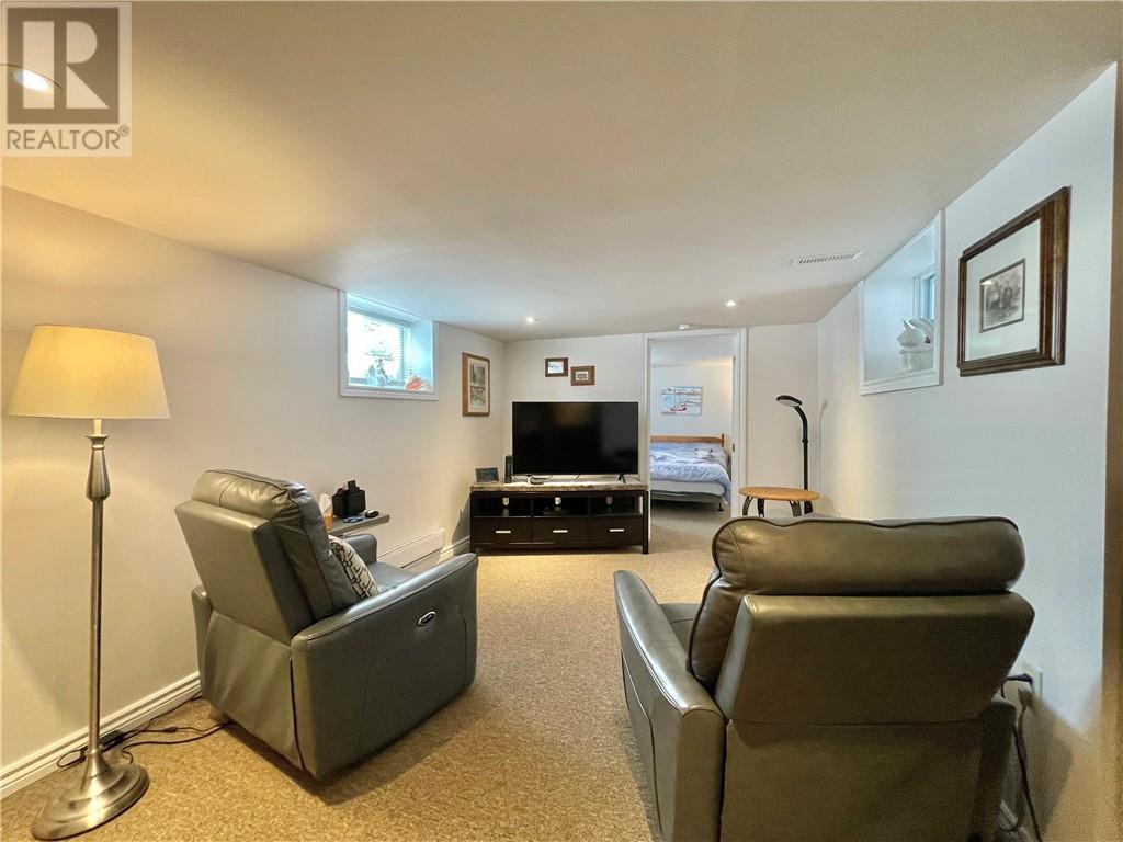 36 Beverly Street, Wahnapitae, Ontario  P0M 3C0 - Photo 24 - 2126852