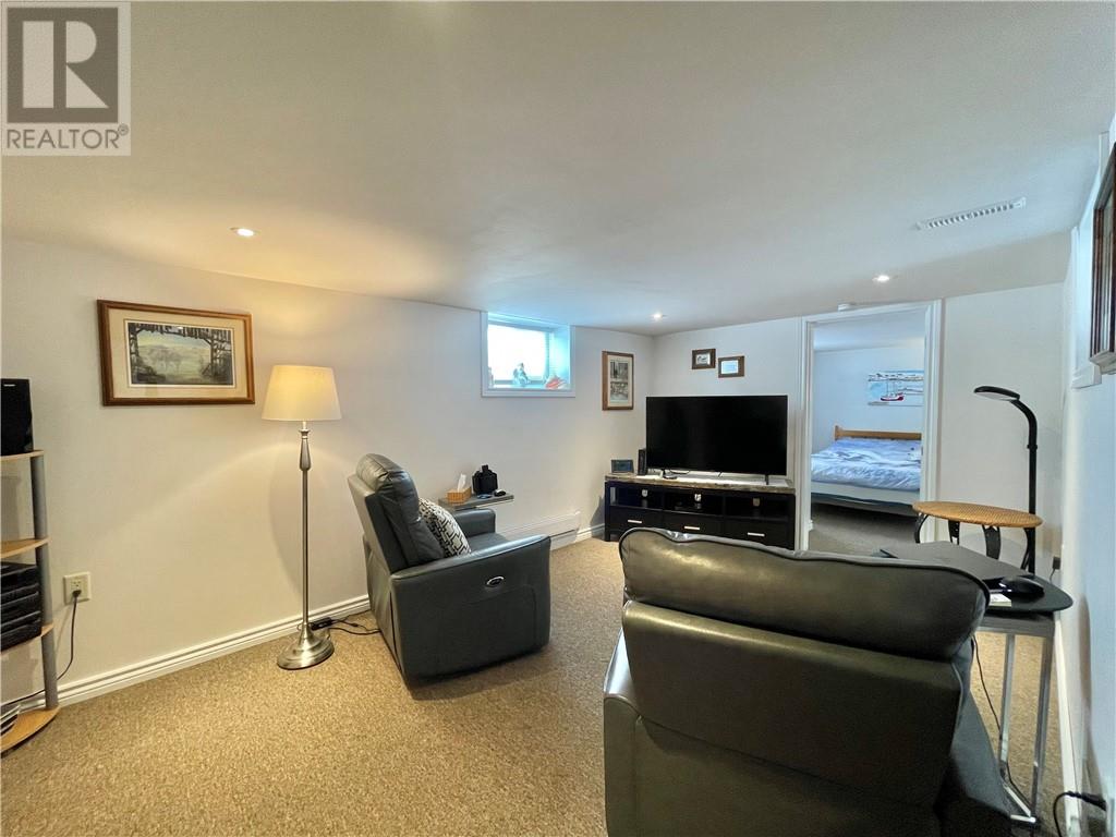 36 Beverly Street, Wahnapitae, Ontario  P0M 3C0 - Photo 30 - 2126852