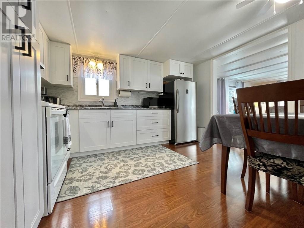 36 Beverly Street, Wahnapitae, Ontario  P0M 3C0 - Photo 9 - 2126852