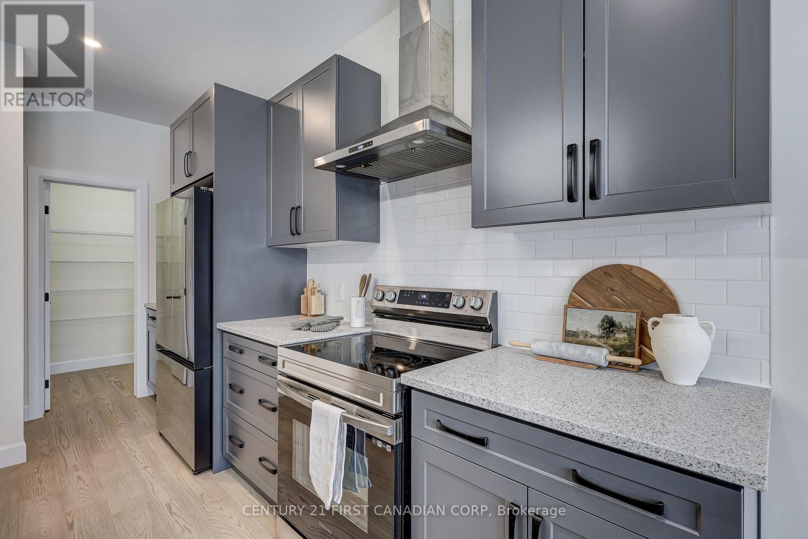 3932 Big Leaf Trail, London South, Ontario  N6P 0K1 - Photo 21 - X12902500