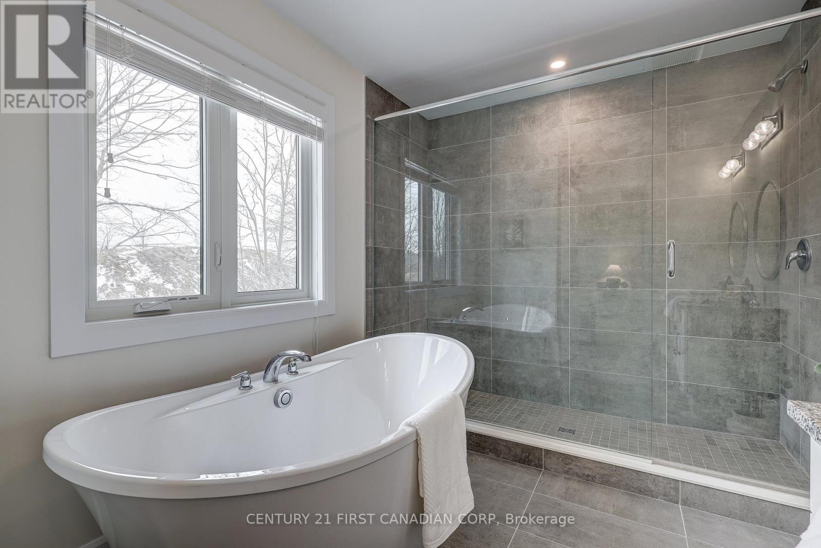 3932 Big Leaf Trail, London South, Ontario  N6P 0K1 - Photo 37 - X12902500