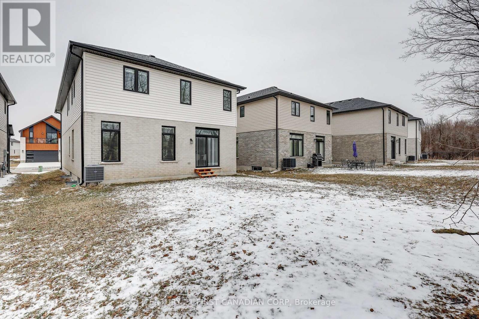 3932 Big Leaf Trail, London South, Ontario  N6P 0K1 - Photo 44 - X12902500