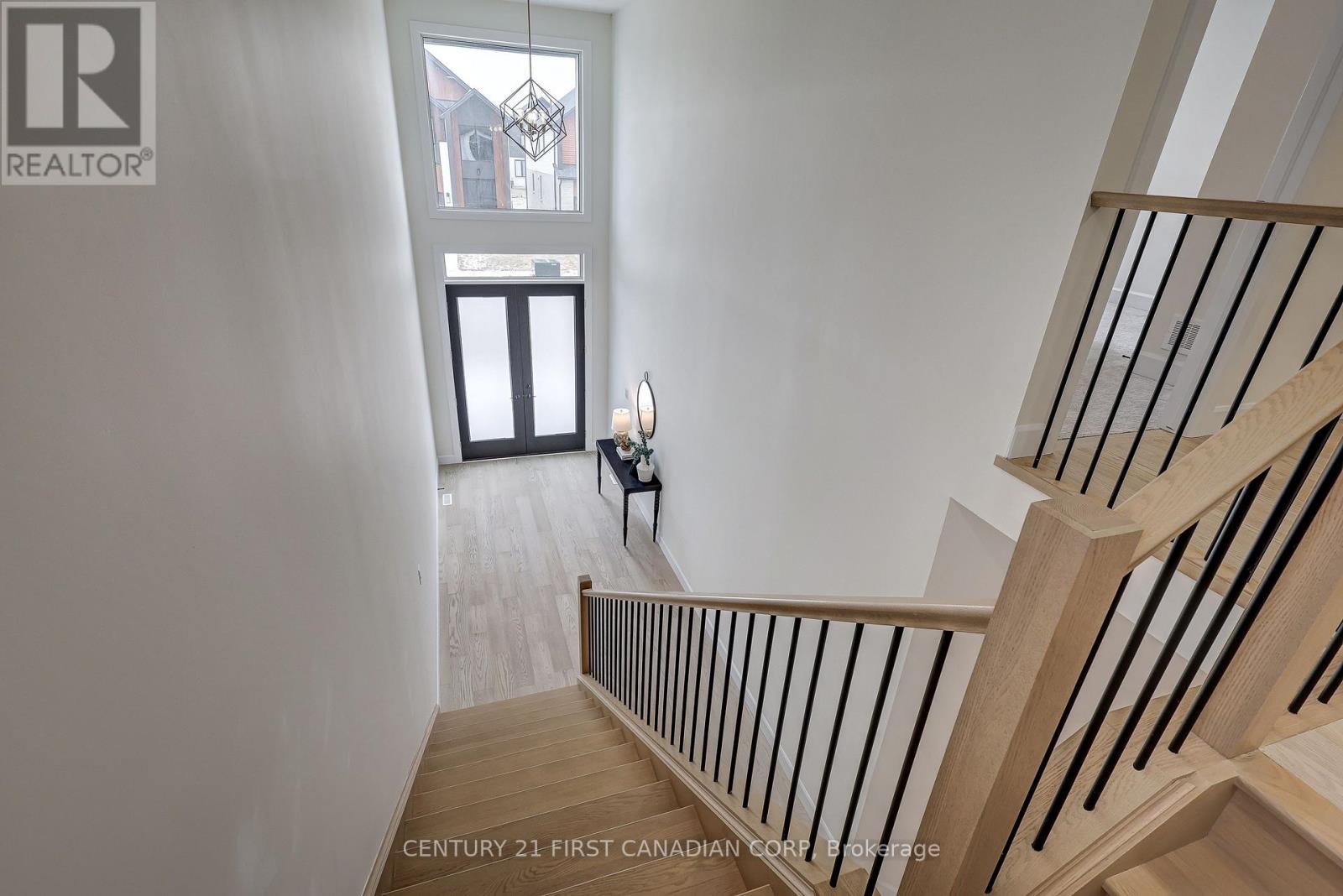 3932 Big Leaf Trail, London South, Ontario  N6P 0K1 - Photo 7 - X12902500