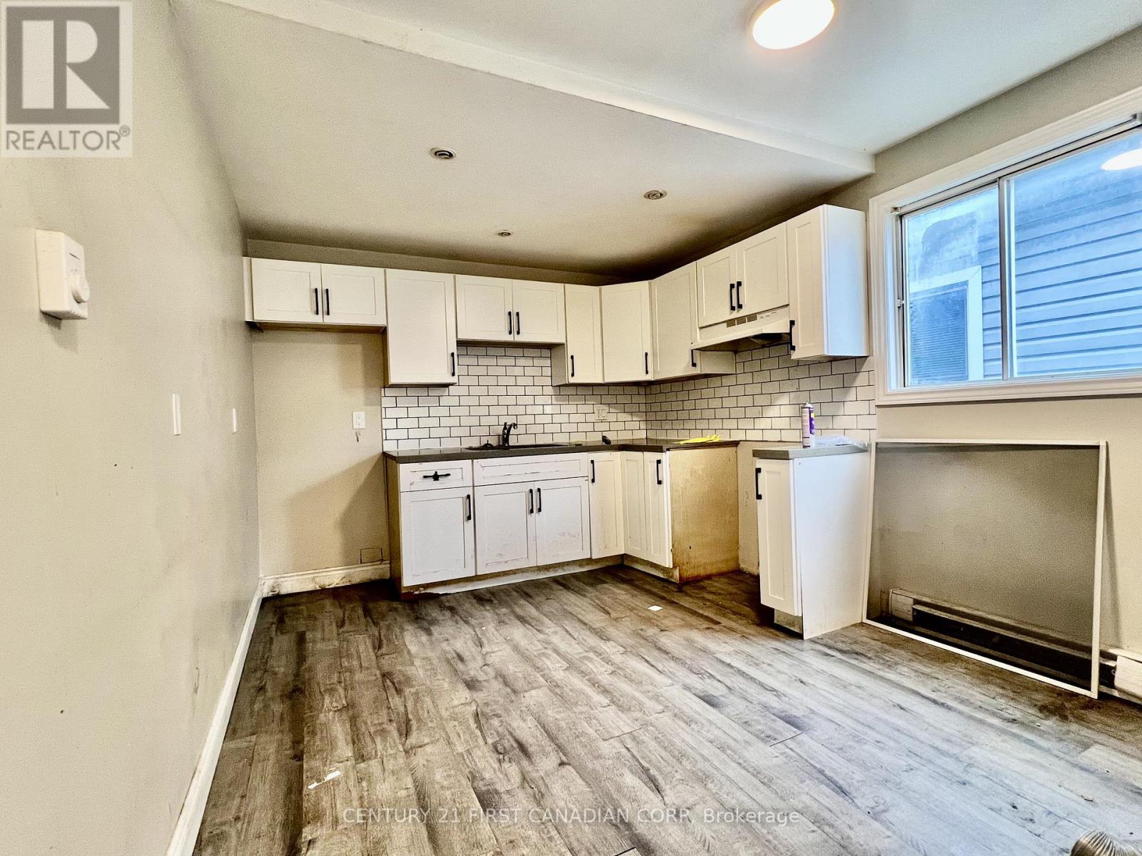 353 Oxford Street E, London East, Ontario  N6A 1V6 - Photo 16 - X12902502