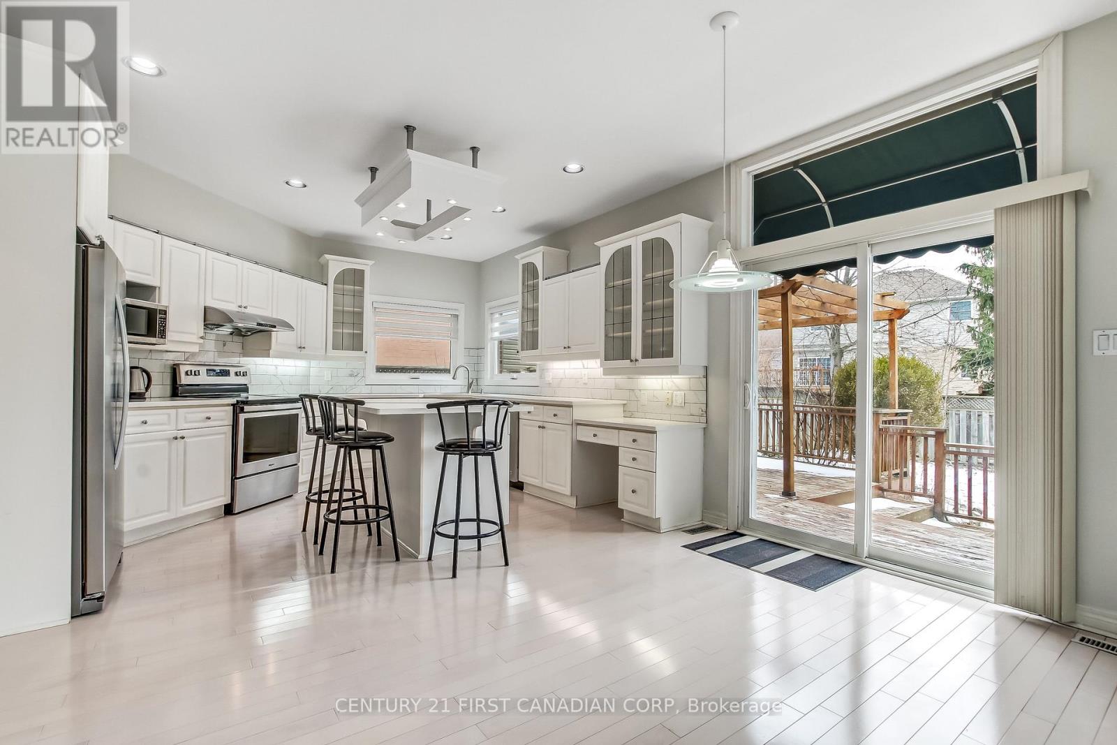 442 Ambleside Drive, London North, Ontario  N6G 4X9 - Photo 12 - X12902550