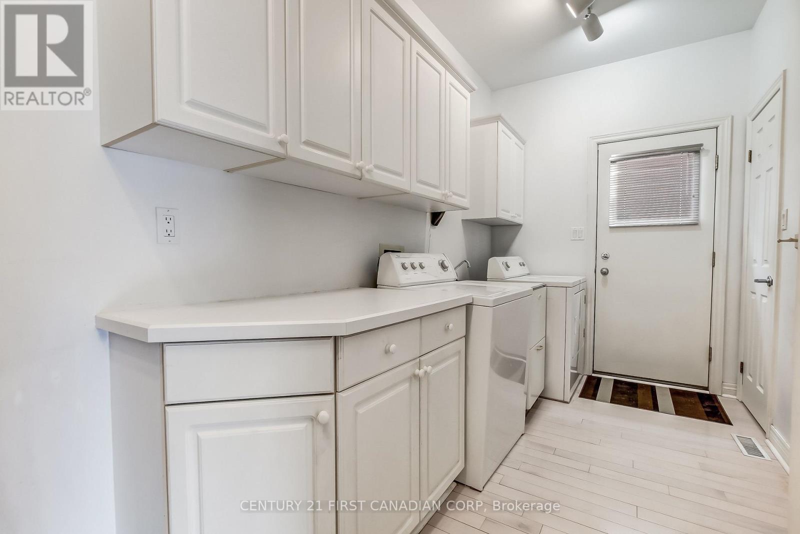 442 Ambleside Drive, London North, Ontario  N6G 4X9 - Photo 15 - X12902550