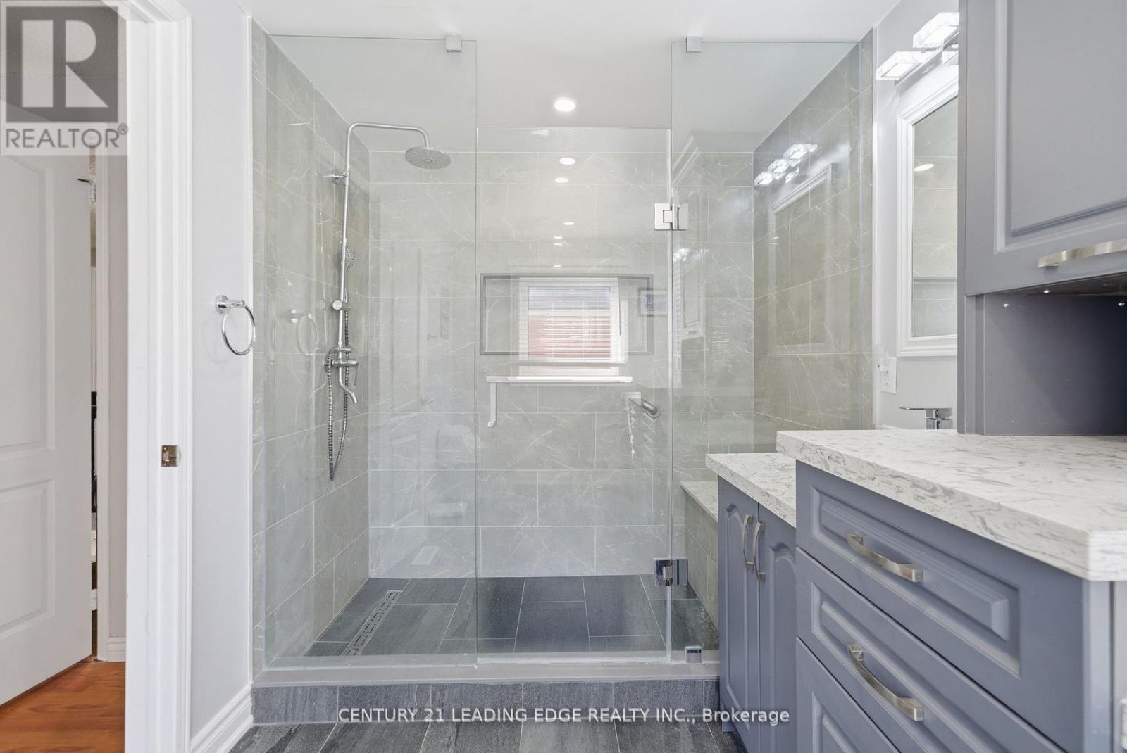 65 Forest Heights Street, Whitby, Ontario  L1R 1X4 - Photo 19 - E12902588