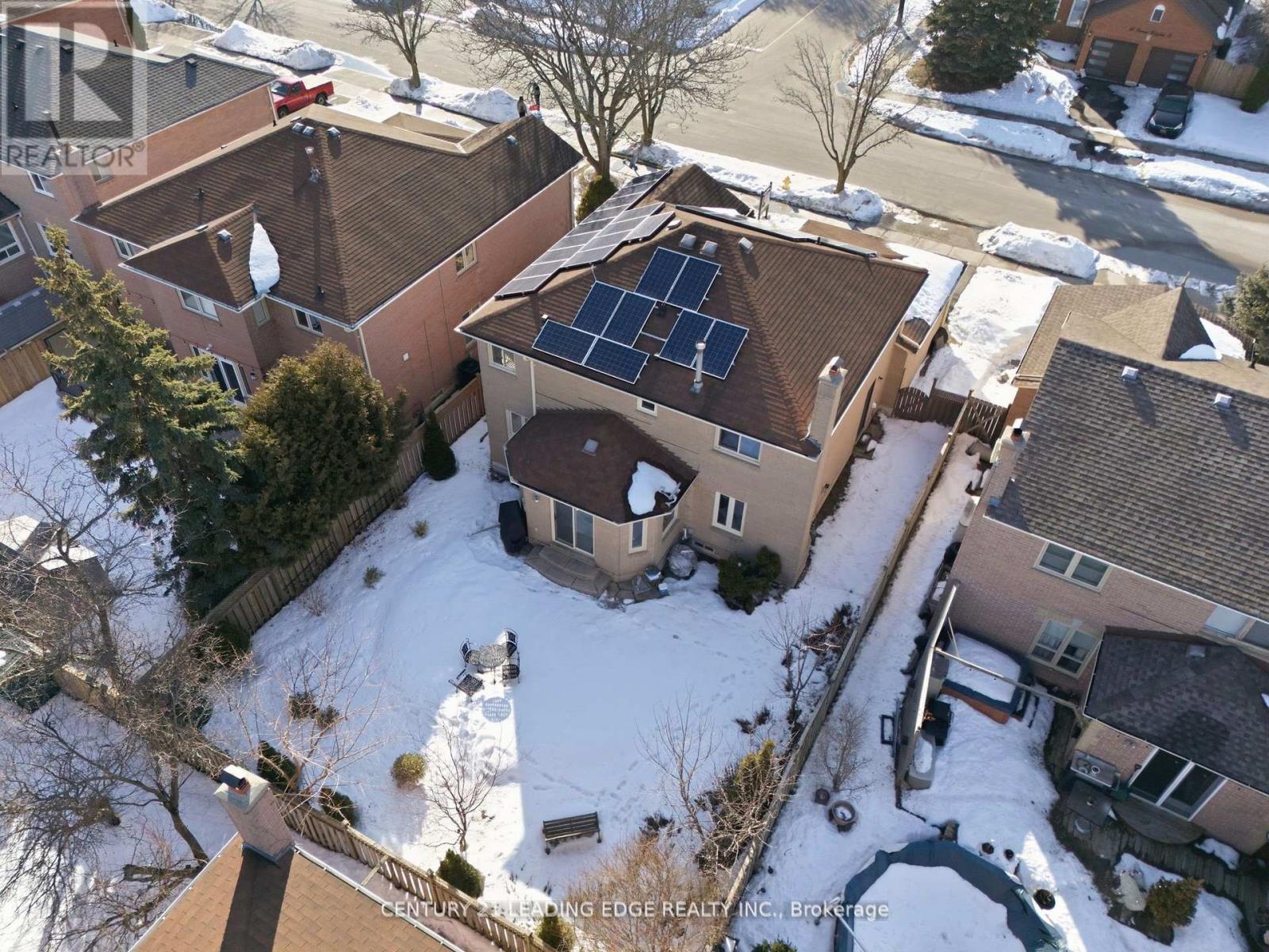 65 Forest Heights Street, Whitby, Ontario  L1R 1X4 - Photo 37 - E12902588