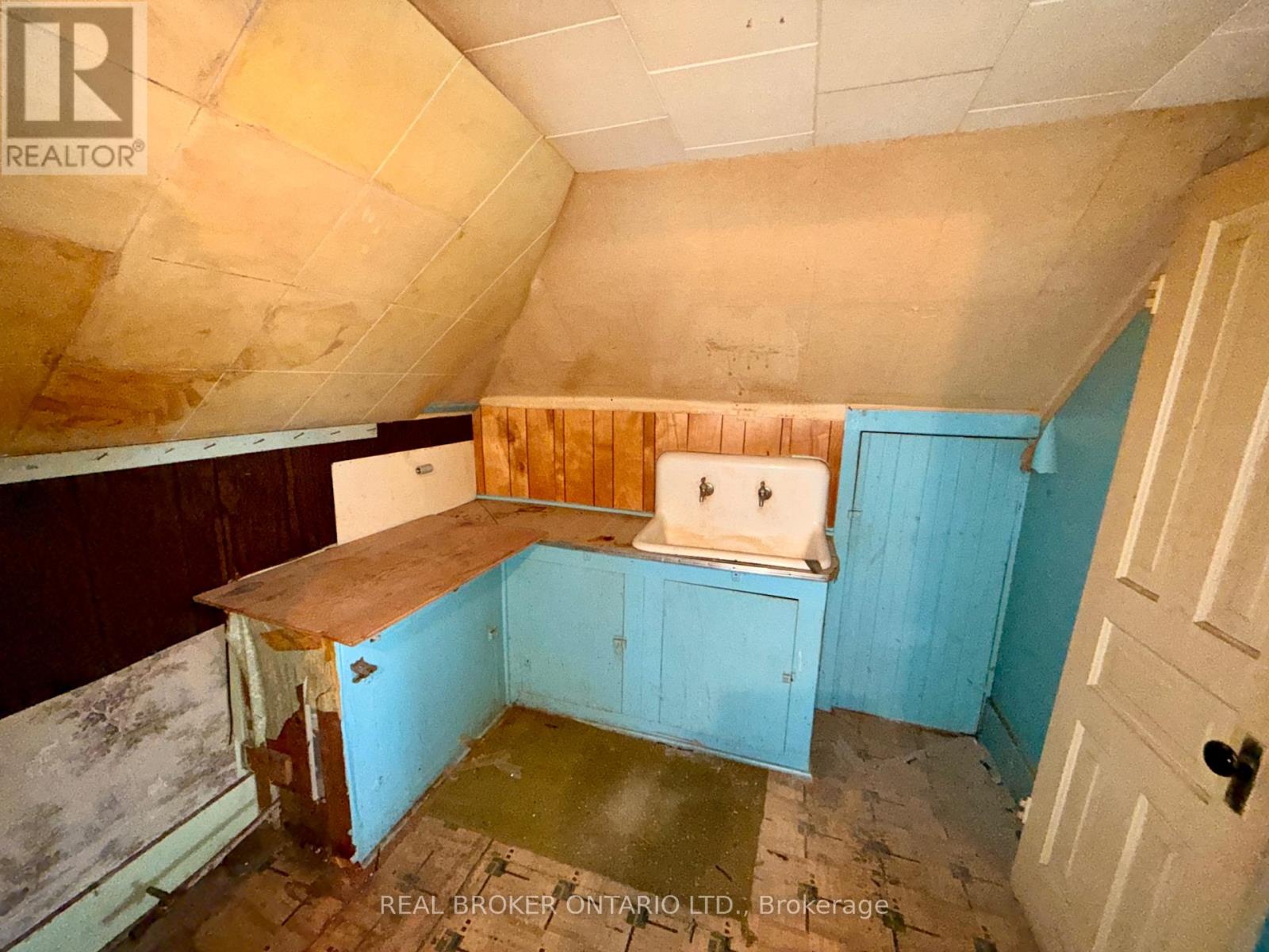 28 Grove Street, Welland, Ontario L3B 4B4 - Photo 25 - X12815898