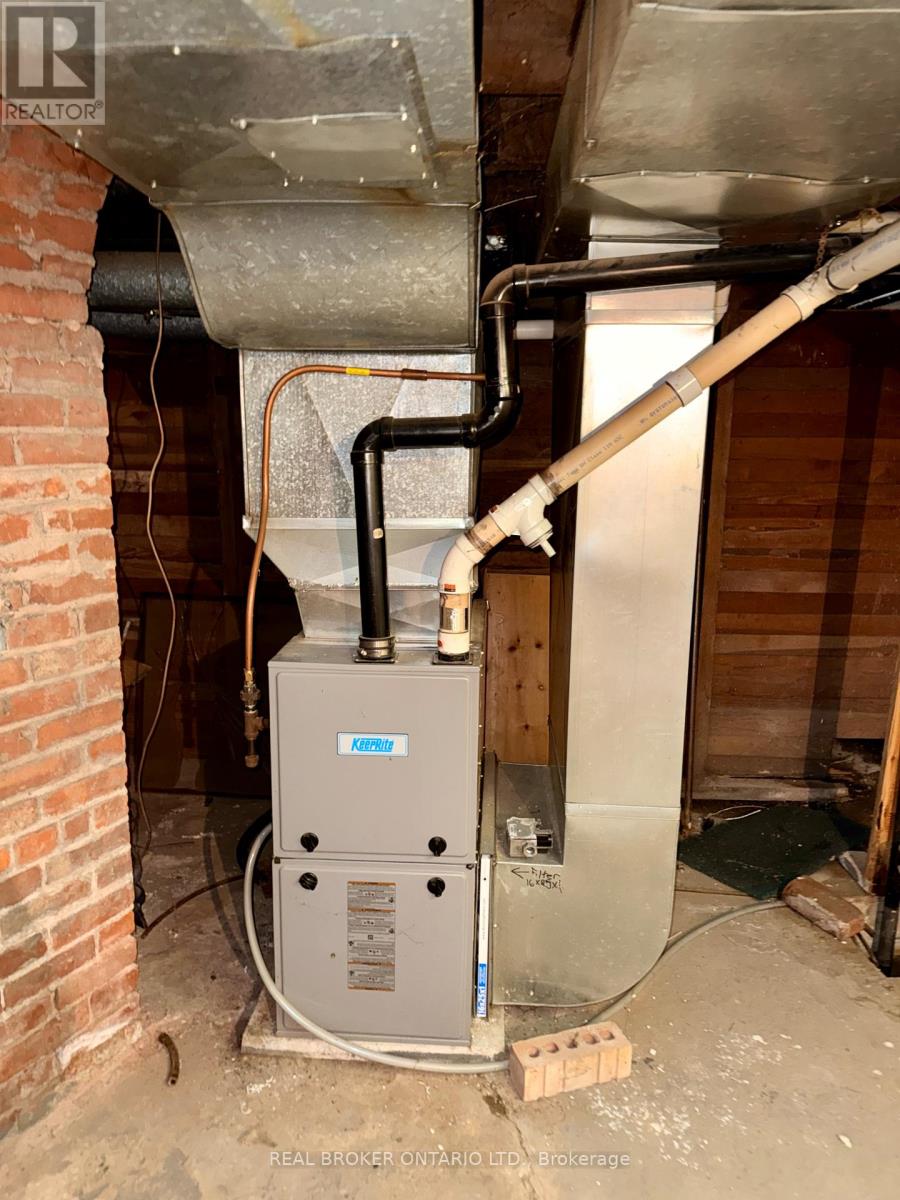 28 Grove Street, Welland, Ontario L3B 4B4 - Photo 38 - X12815898