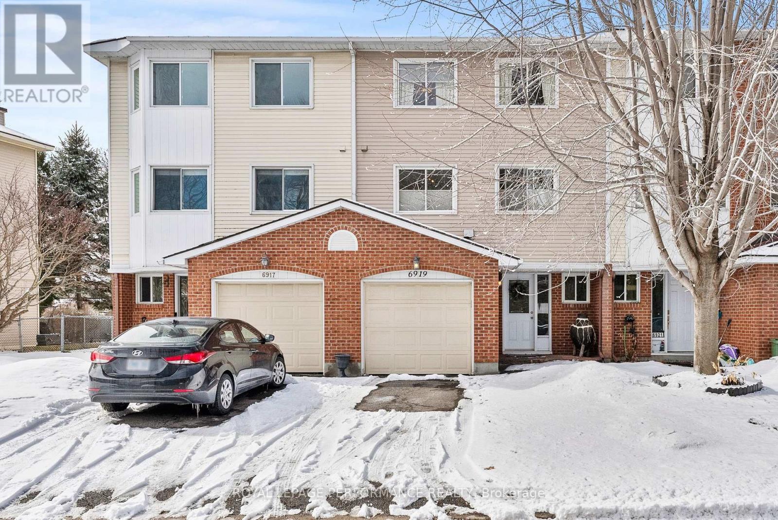 6919 Du Bois Avenue, Ottawa, Ontario  K1C 5L3 - Photo 2 - X12902536