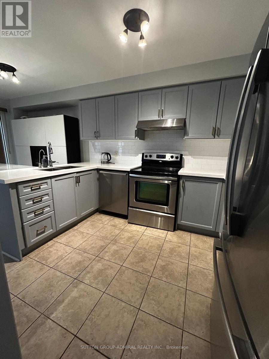 5 Quattro Avenue, Richmond Hill (Jefferson), Ontario  L4E 0S5 - Photo 4 - N12902504