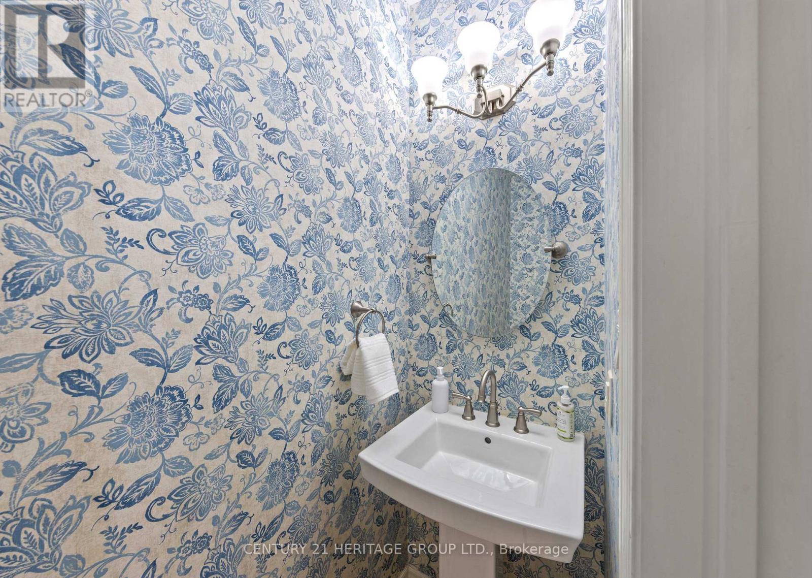 170 West Lawn Crescent, Whitchurch-Stouffville, Ontario  L4A 0B4 - Photo 13 - N12902548