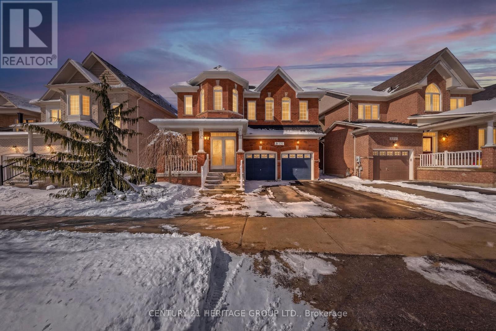 170 West Lawn Crescent, Whitchurch-Stouffville, Ontario  L4A 0B4 - Photo 2 - N12902548