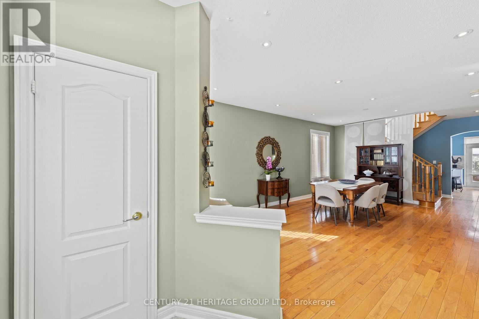 170 West Lawn Crescent, Whitchurch-Stouffville, Ontario  L4A 0B4 - Photo 8 - N12902548