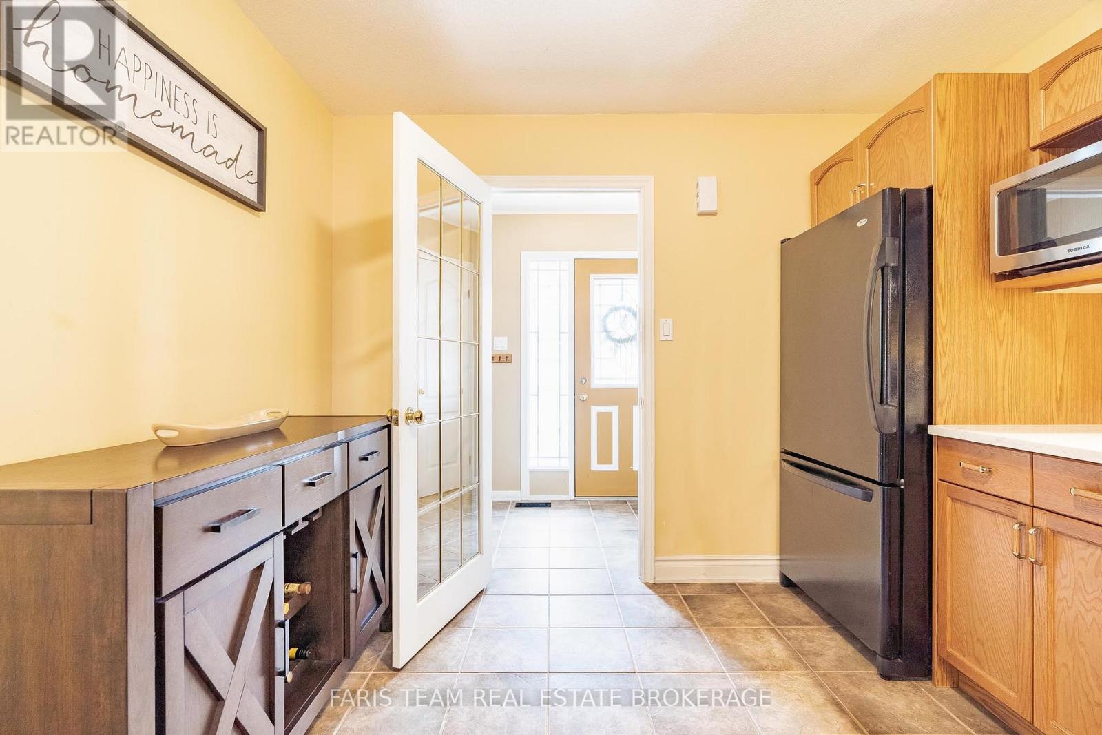 41 Wallace Street, New Tecumseth, Ontario  L9R 2G5 - Photo 10 - N12902556