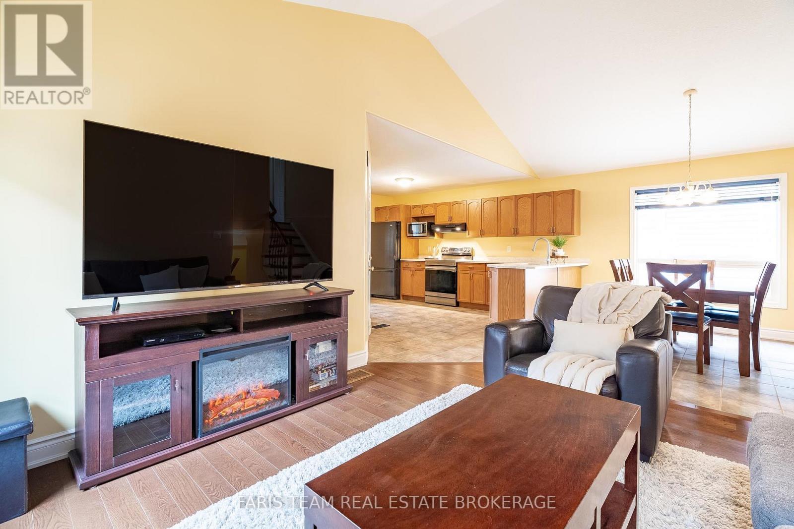 41 Wallace Street, New Tecumseth, Ontario  L9R 2G5 - Photo 16 - N12902556