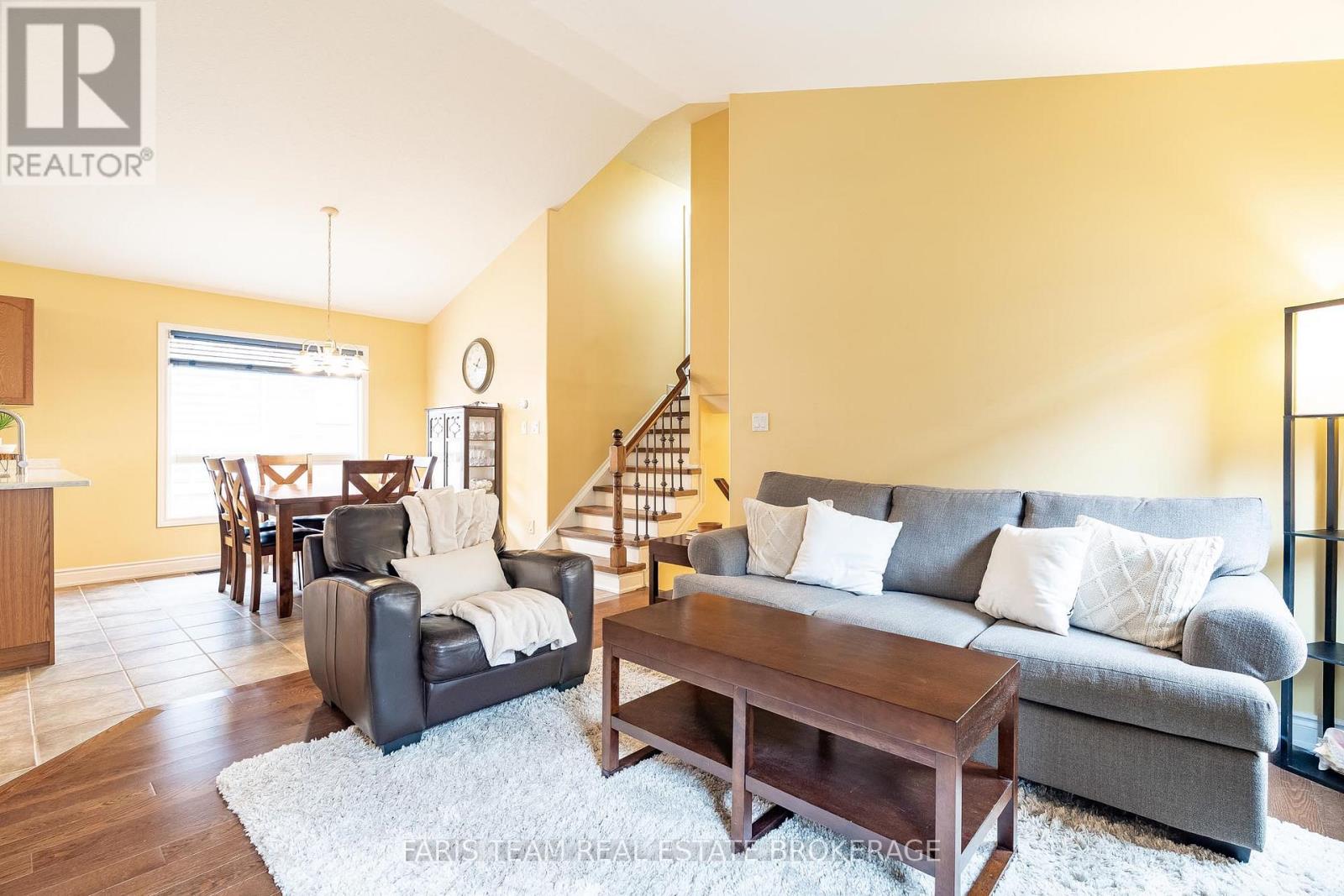 41 Wallace Street, New Tecumseth, Ontario  L9R 2G5 - Photo 17 - N12902556