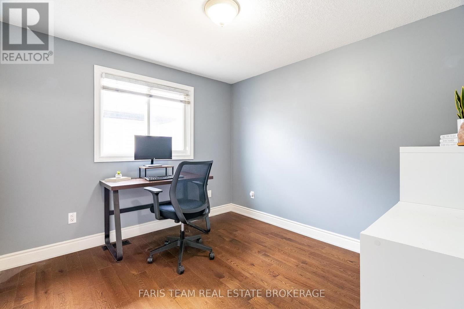 41 Wallace Street, New Tecumseth, Ontario  L9R 2G5 - Photo 22 - N12902556