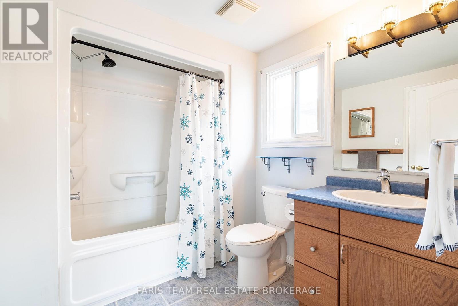 41 Wallace Street, New Tecumseth, Ontario  L9R 2G5 - Photo 23 - N12902556