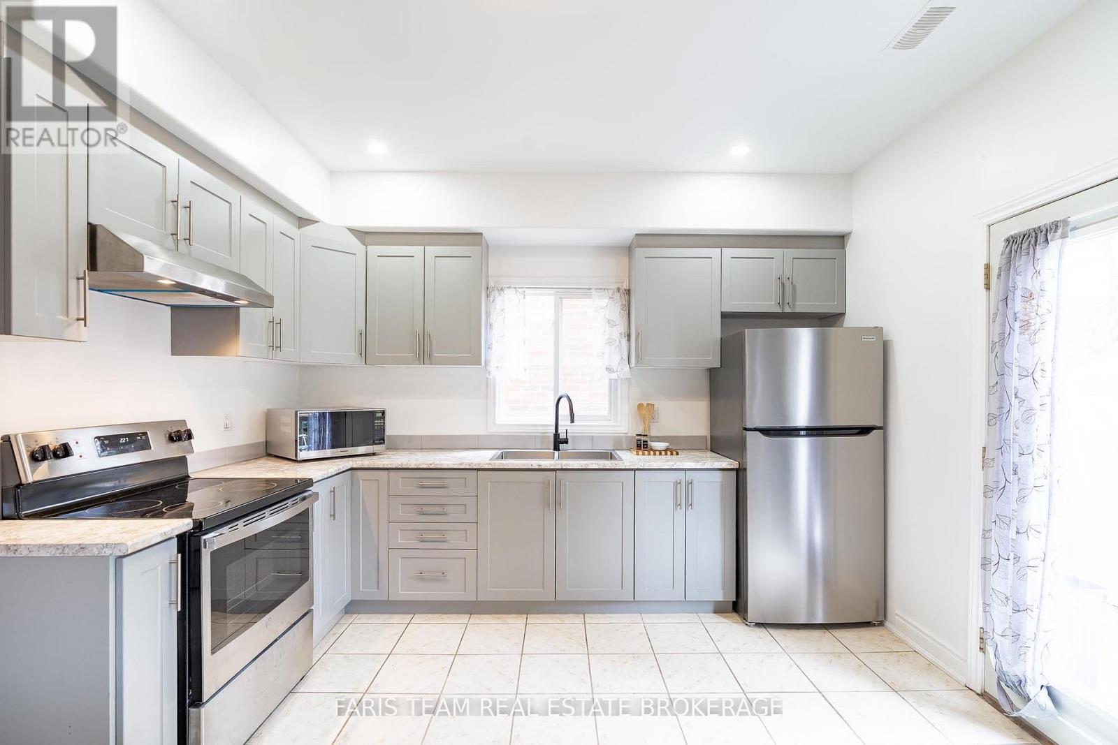 41 Wallace Street, New Tecumseth, Ontario  L9R 2G5 - Photo 26 - N12902556