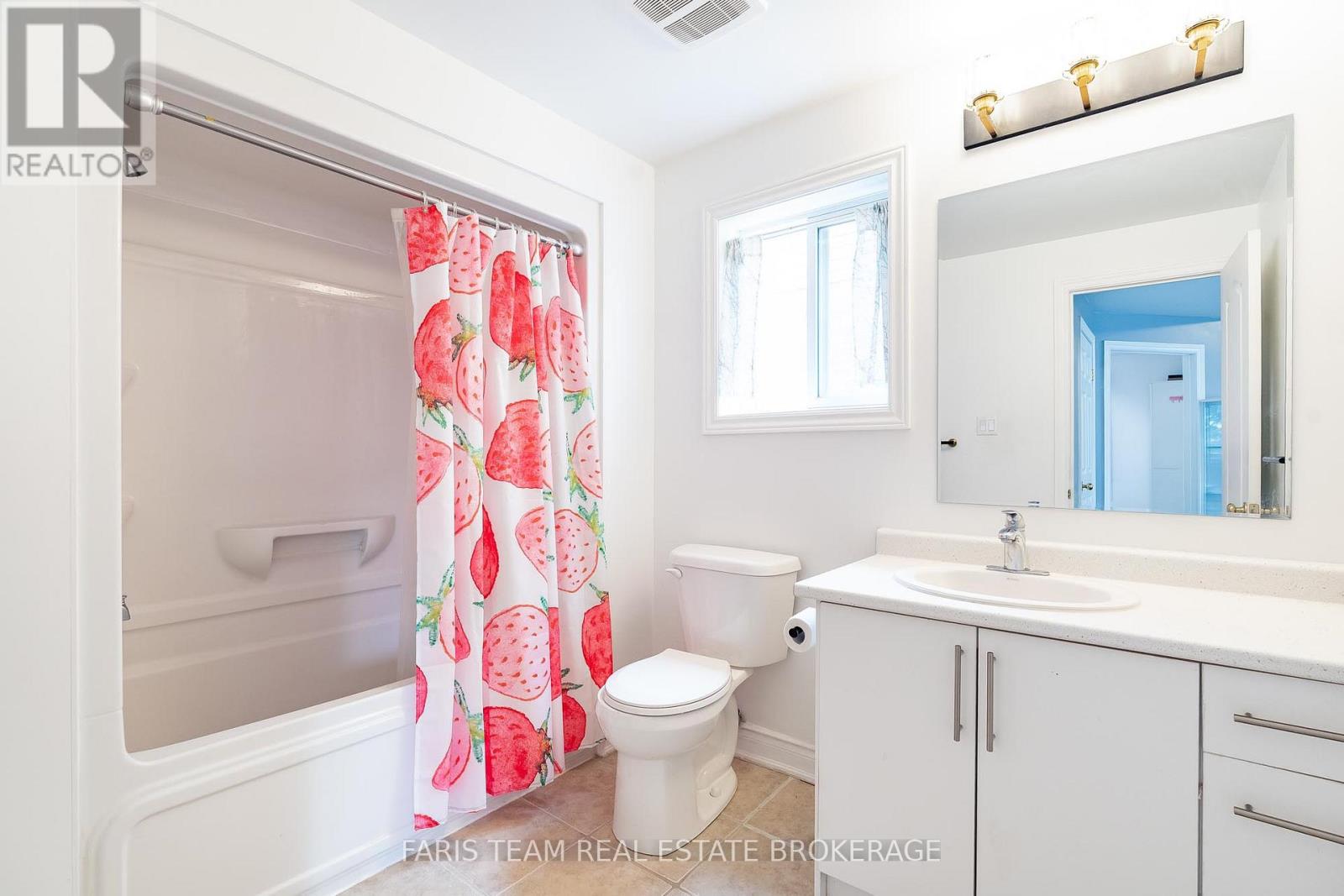 41 Wallace Street, New Tecumseth, Ontario  L9R 2G5 - Photo 32 - N12902556