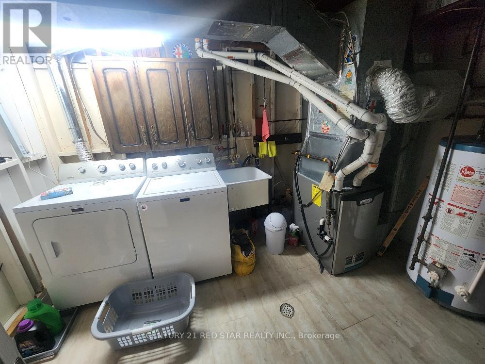 266 Simonston Boulevard, Markham, Ontario L3T 4T5 - Photo 12 - N12902596