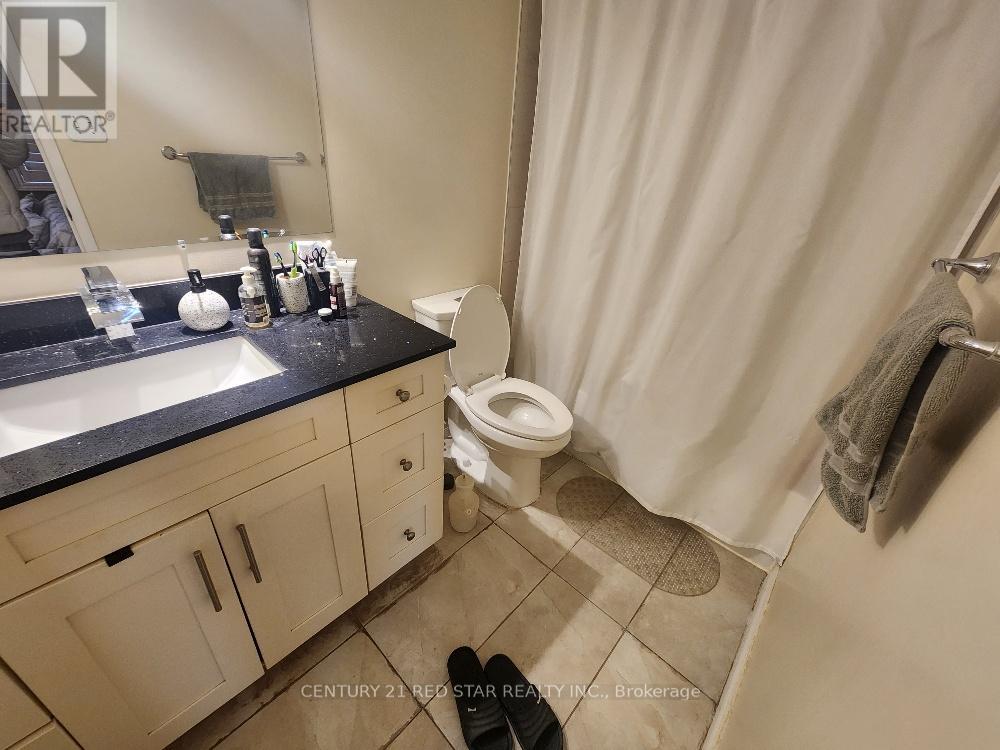 266 Simonston Boulevard, Markham, Ontario L3T 4T5 - Photo 8 - N12902596