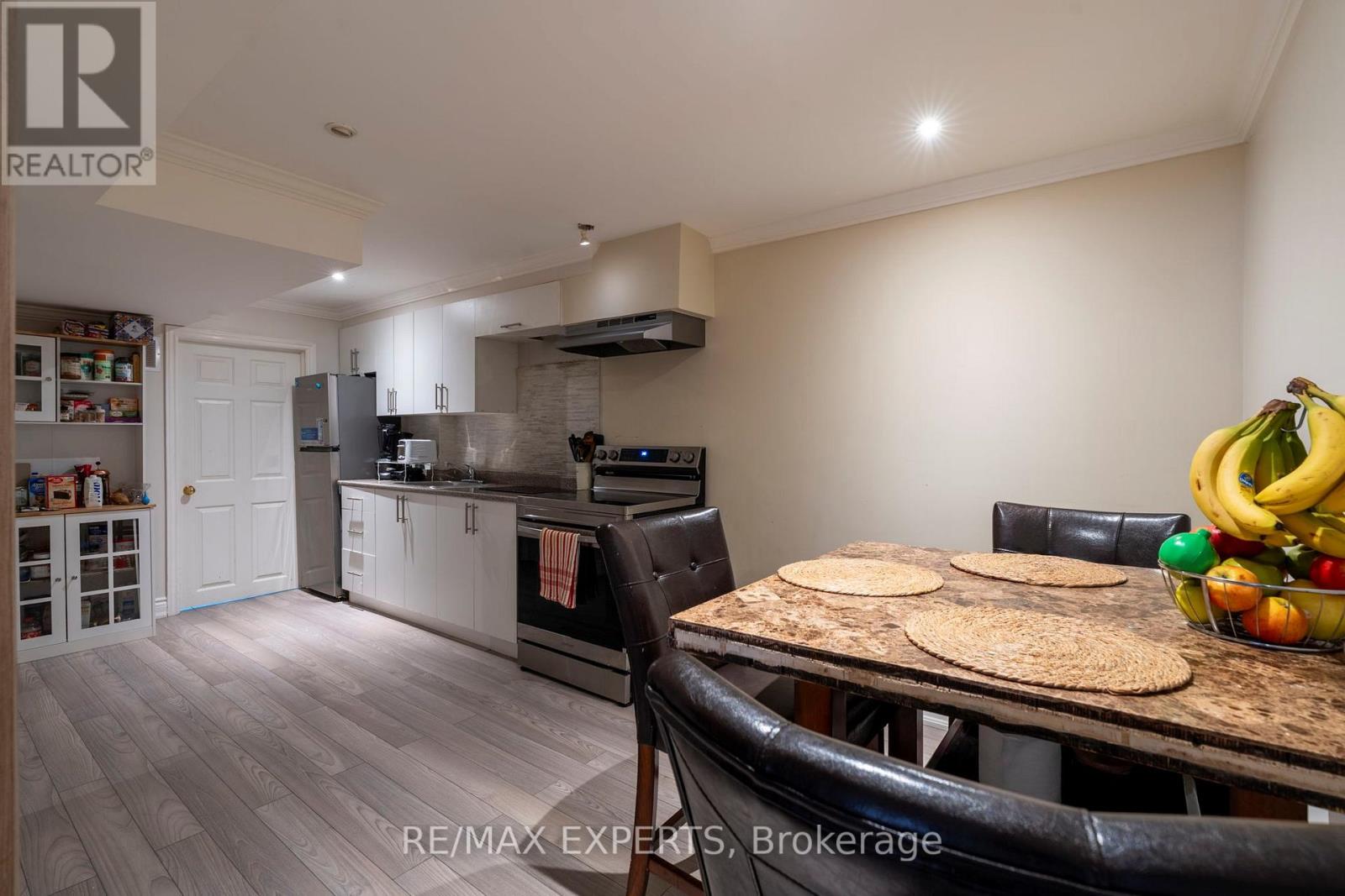 173 Rosanna Crescent, Vaughan, Ontario  L6A 2T4 - Photo 29 - N12902618