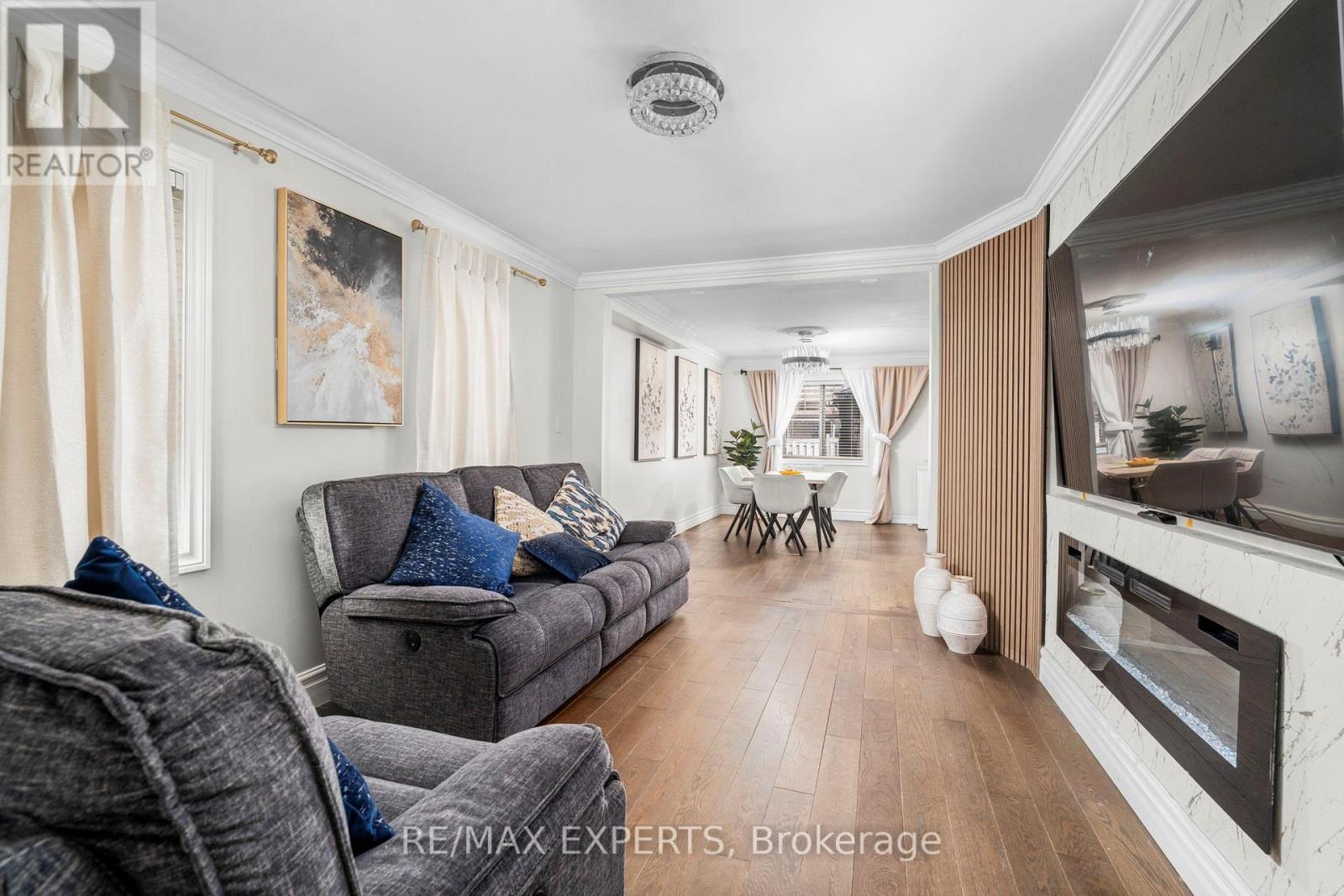 173 Rosanna Crescent, Vaughan, Ontario  L6A 2T4 - Photo 8 - N12902618