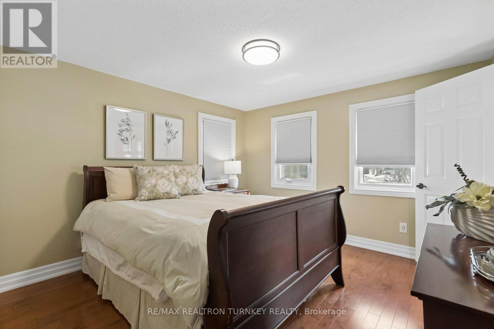 22 Trillium Drive, Aurora, Ontario  L4G 5X9 - Photo 22 - N12871372