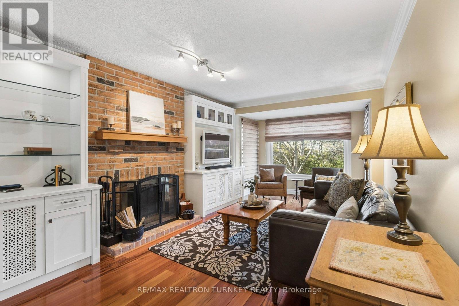 22 Trillium Drive, Aurora, Ontario  L4G 5X9 - Photo 16 - N12871372