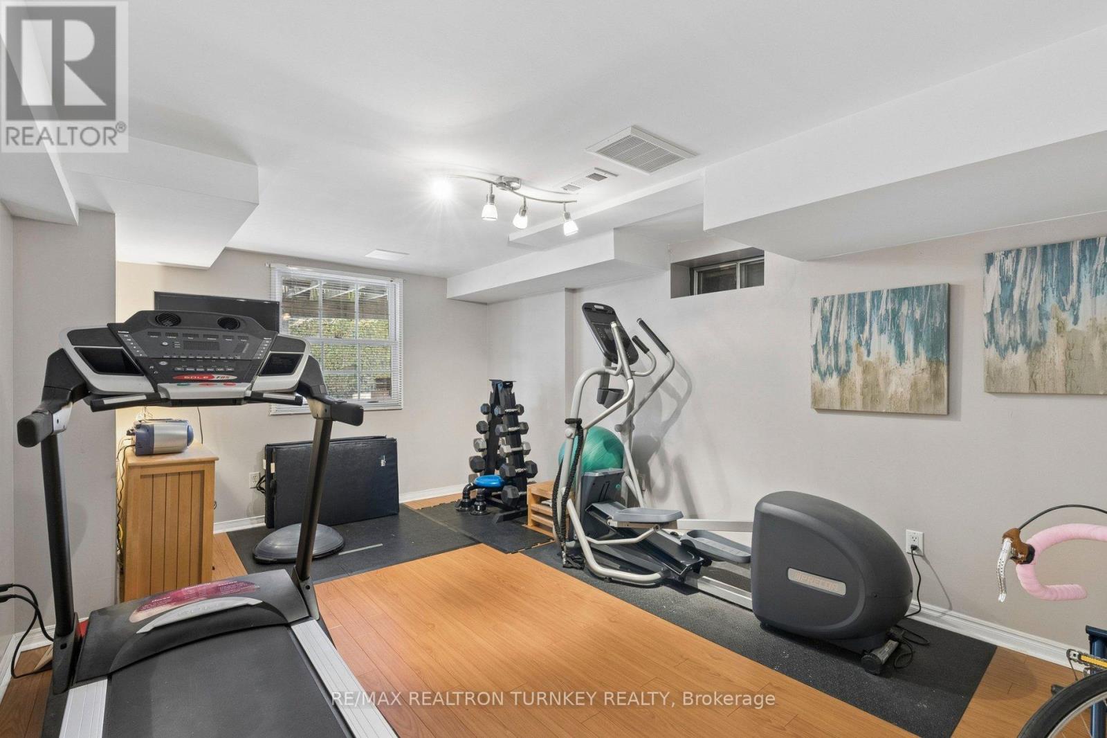 22 Trillium Drive, Aurora, Ontario  L4G 5X9 - Photo 33 - N12871372